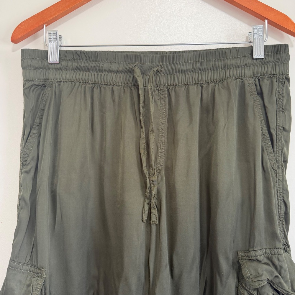 Aerie Olive Green 100% Viscose Wide Leg Cargo Pants Size Medium Drawstring - Picture 3 of 9